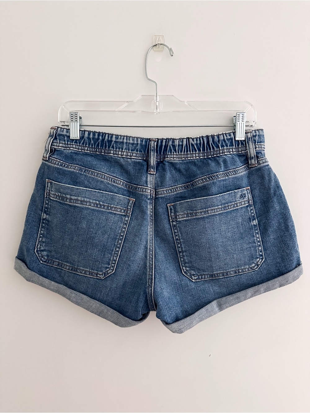American Eagle Easy Shortie Denim Shorts Cuffed Hem Utility Style Size 4 - Picture 4 of 5